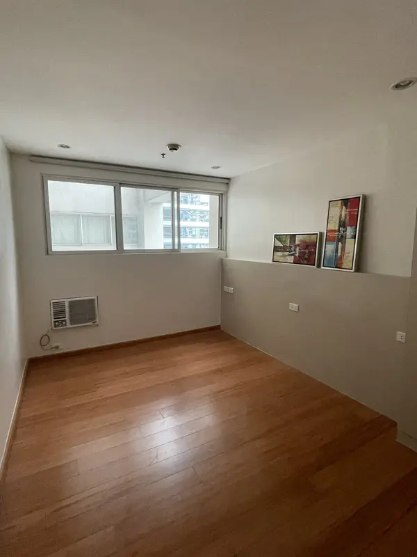 2 BR · Elizabeth Place