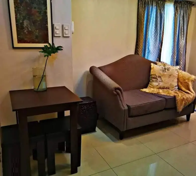 2 BR · Fort Victoria