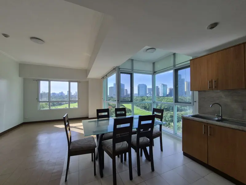 2 BR · Vivant Flats Condominium