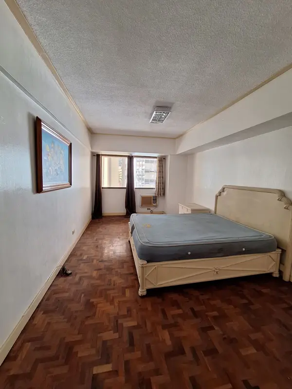 2 BR · Cosmopolitan Tower