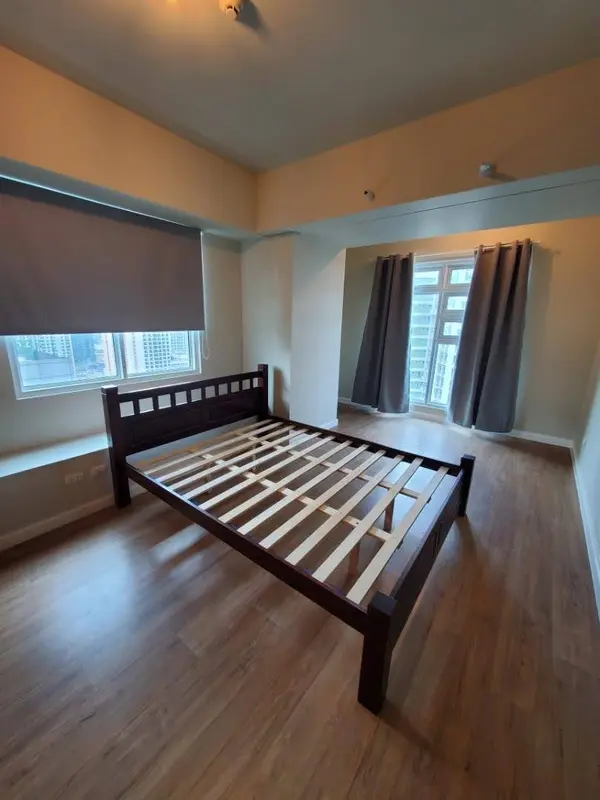 2 BR · Kroma Tower