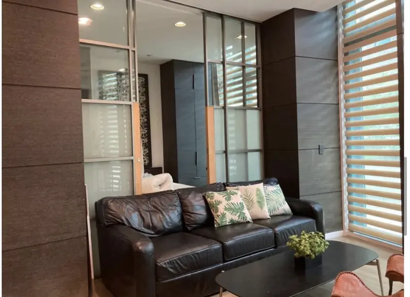 2-bedroom condo for rent in Amorsolo West, photo 3