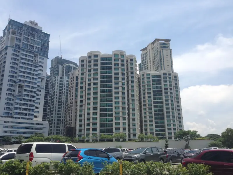 2 BR · Bonifacio Ridge