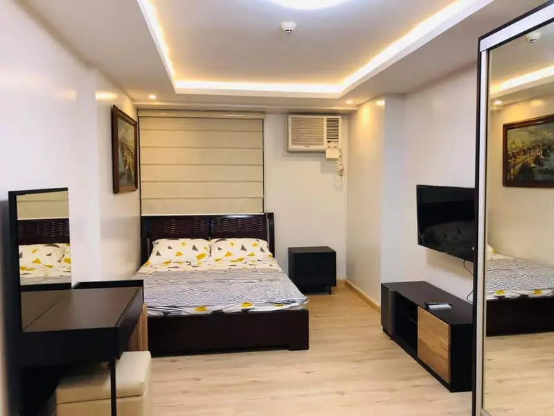 2 BR · Fort Residences