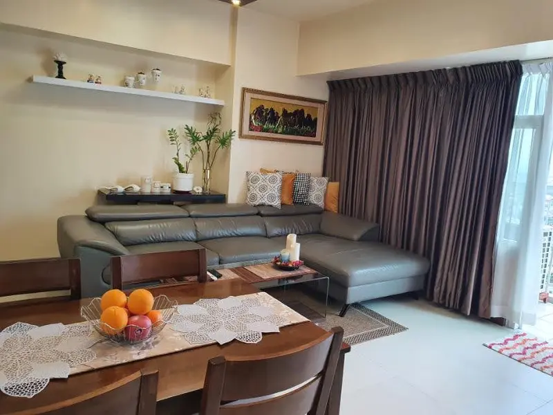 2 BR · Red Oak at Two Serendra