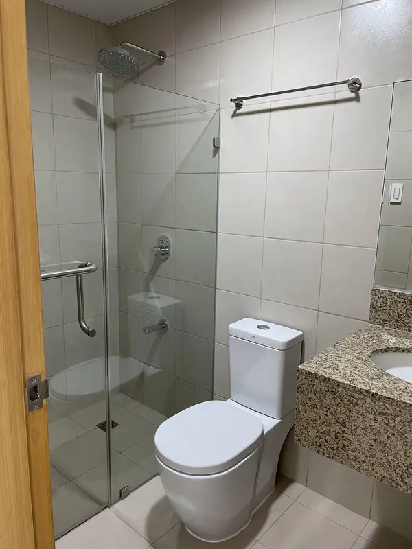 【賃貸】Madisson Park Westの2ベッドルームのコンドミニアム、写真2