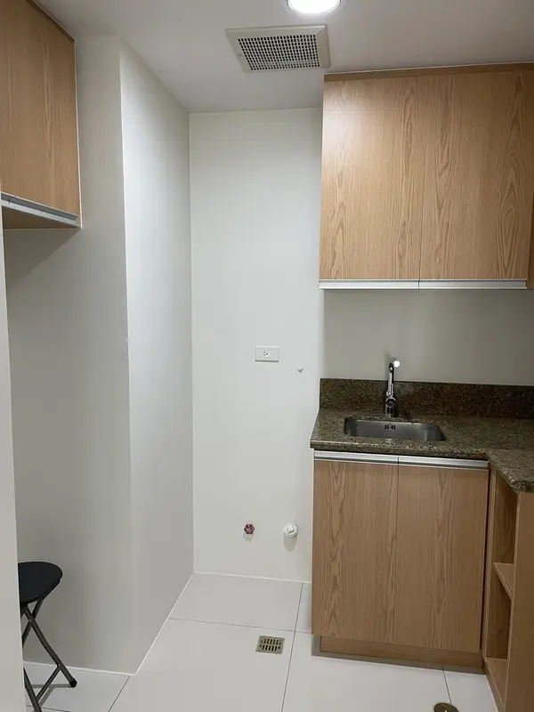 【賃貸】Madisson Park Westの2ベッドルームのコンドミニアム、写真4