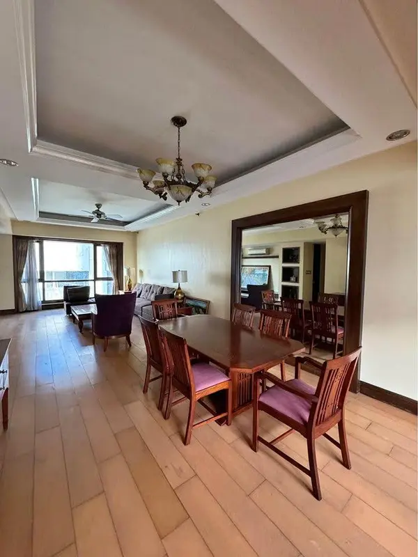 2 BR · The Shang Grand Tower