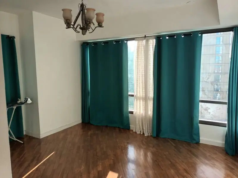 2-bedroom condo for rent in Joya Lofts and Towers, photo 4