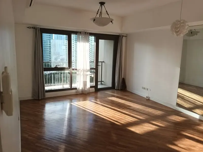 2-bedroom condo for rent in Joya Lofts and Towers, photo 5