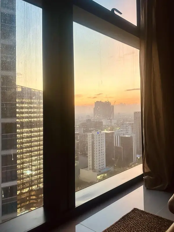 2 BR · Uptown Ritz Residence