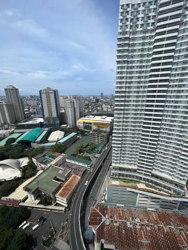 The Columns Legazpi Village 2室公寓出租，第 4 张照片
