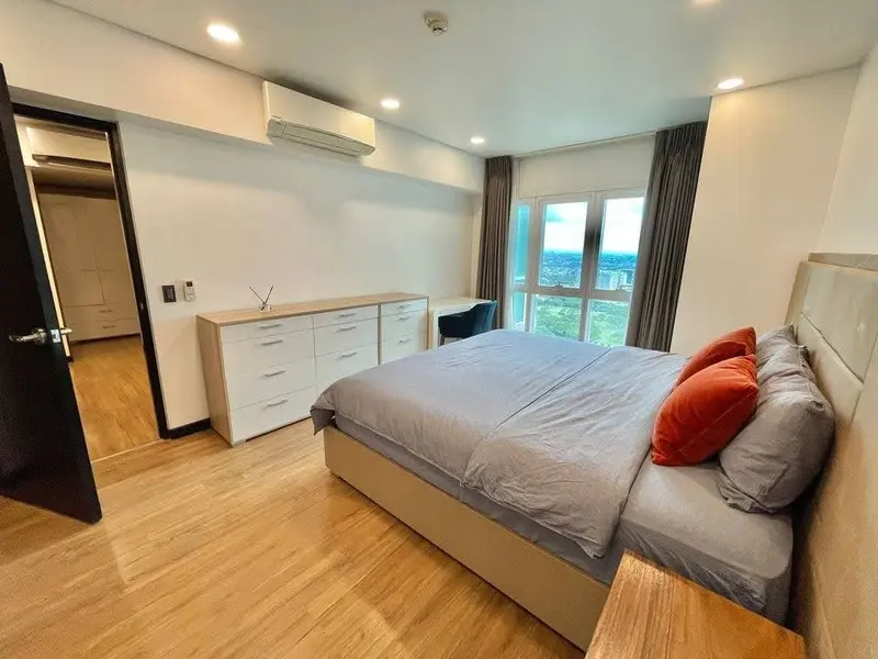 Sequoia at Two Serendra 2베드룸 콘도 임대, 사진 2
