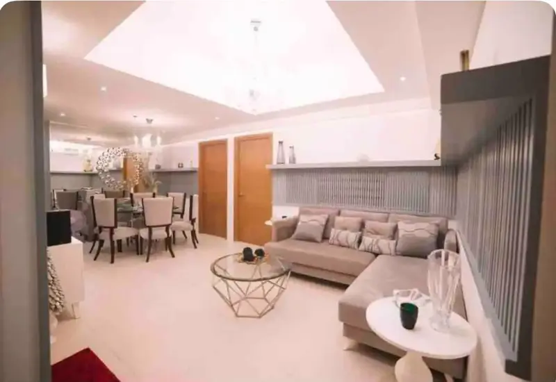 2 BR · The Icon Plaza