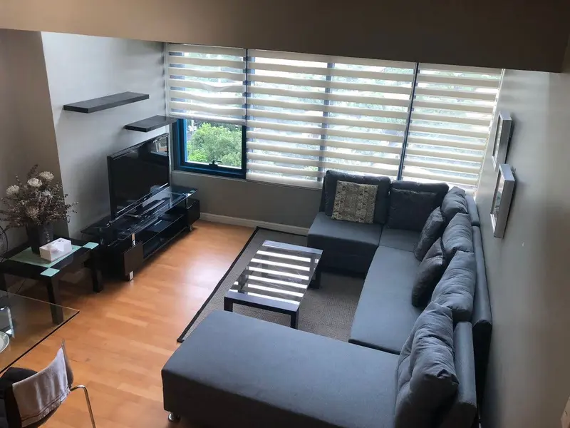 2 BR · One Rockwell