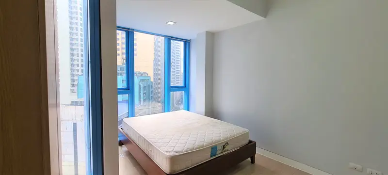 2 BR · Three Central