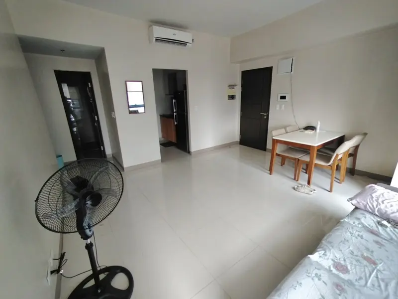 【賃貸】One Uptown Residencesの2ベッドルームのコンドミニアム、写真2