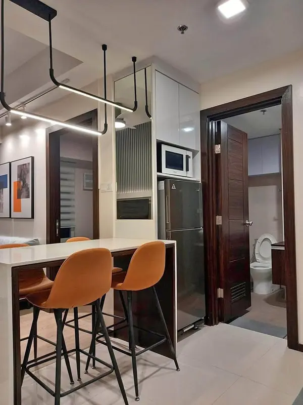 2 BR · The Trion Towers