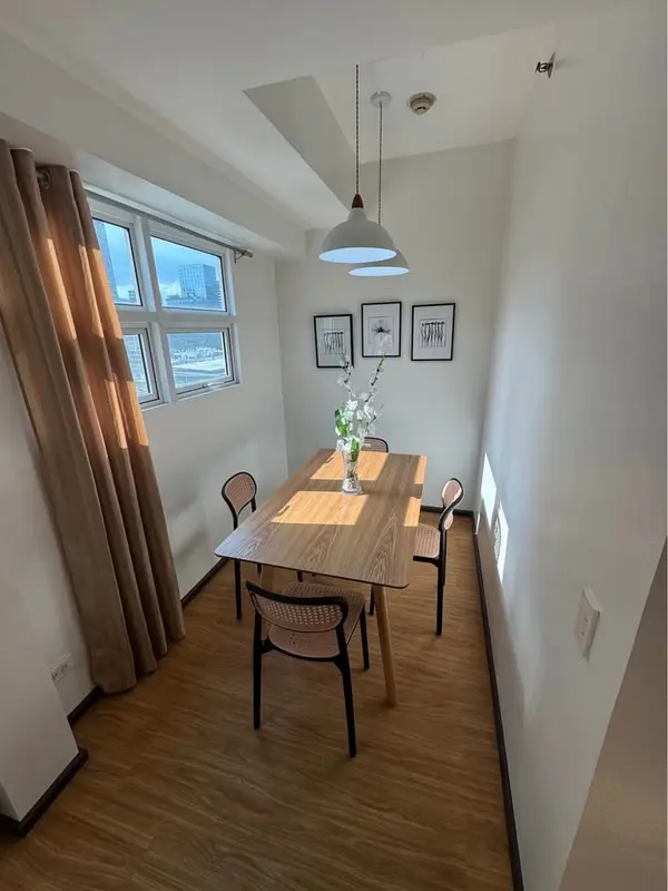 【賃貸】Encino at Two Serendraの2ベッドルームのコンドミニアム、写真3