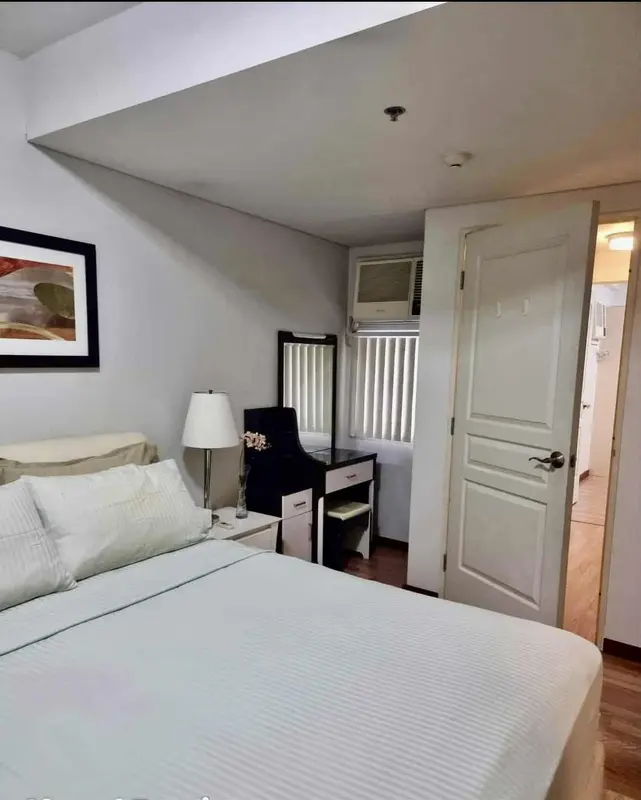 【賃貸】The Columns Legazpi Villageの2ベッドルームのコンドミニアム、写真4