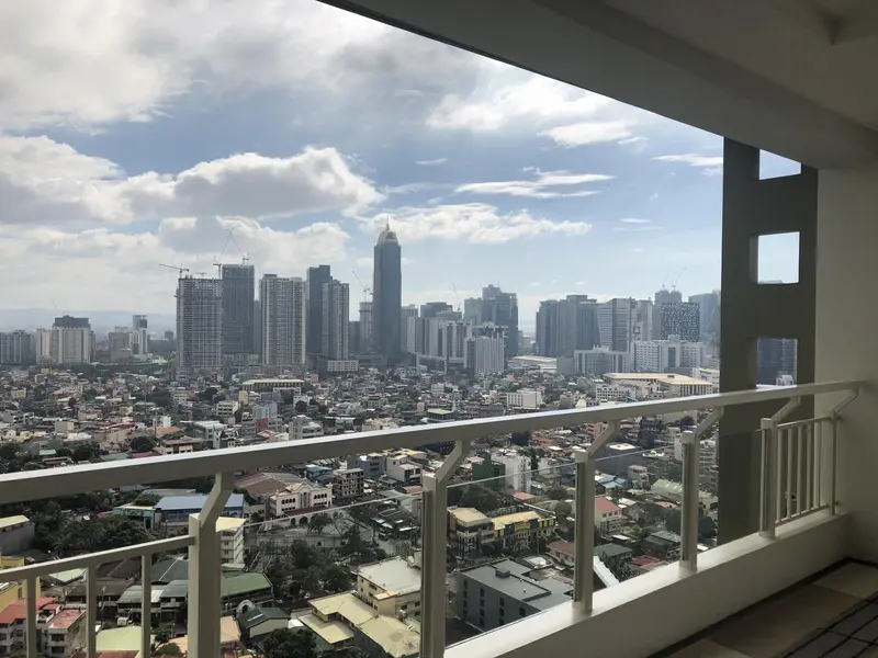 2 BR · Brio Tower
