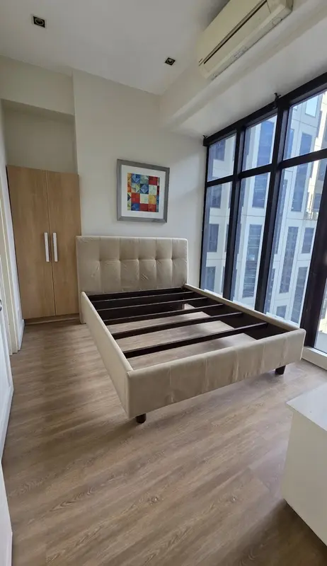 2 BR · The Knightsbridge Residences