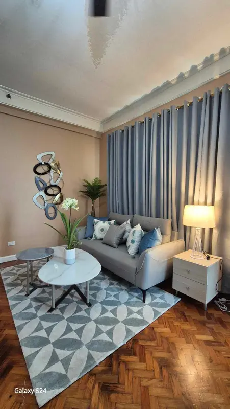 2 BR · Asia Tower