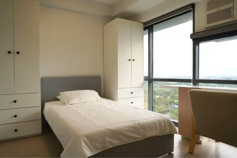 2 BR · The Viceroy Condominium McKinley Hill
