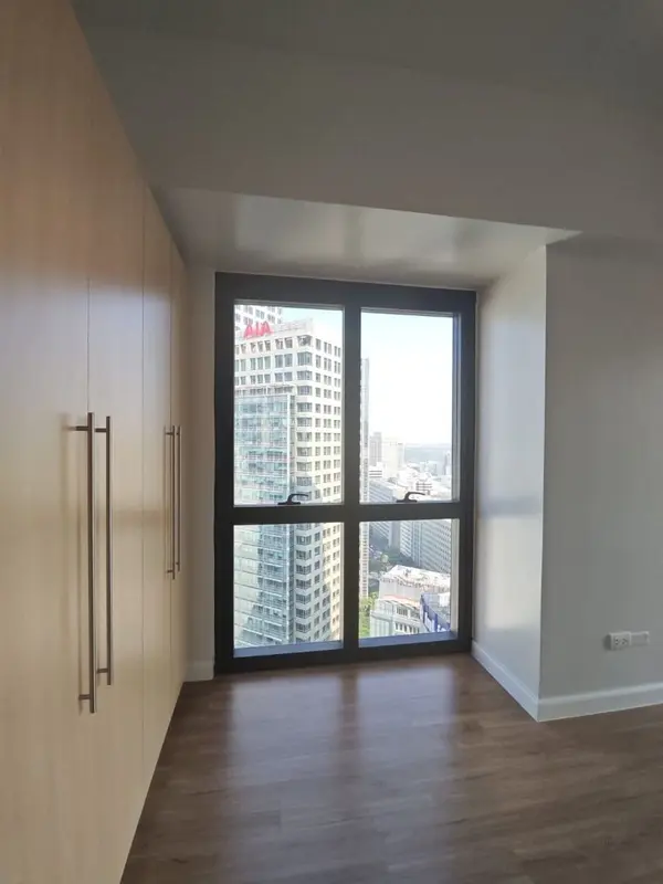 2 BR · Gentry Residences