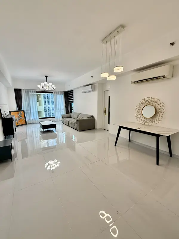 【賃貸】The Shang Grand Towerの2ベッドルームのコンドミニアム、写真2
