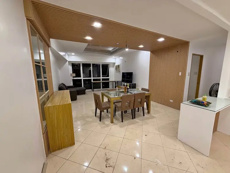2 BR · Paseo Parkview Suites