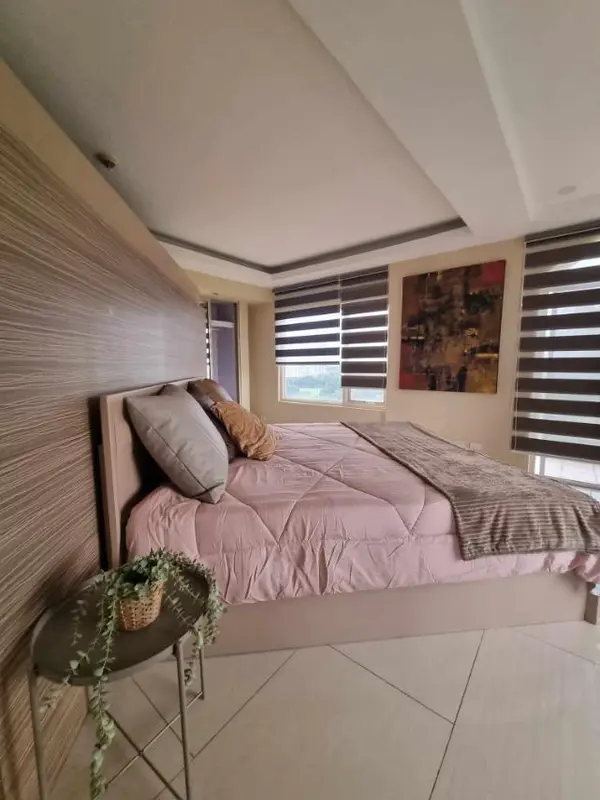 【賃貸】Tuscany Private Estateの3ベッドルームのコンドミニアム、写真4
