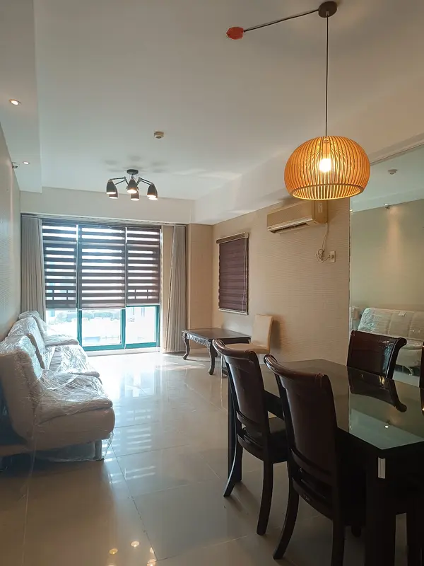 【賃貸】Penhurst Parkplaceの3ベッドルームのコンドミニアム、写真2