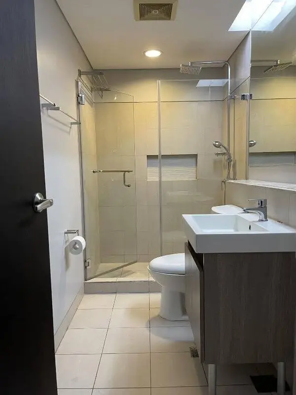 【賃貸】The Residences at Greenbeltの3ベッドルームのコンドミニアム、写真4