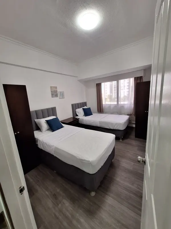 3 BR · Island Plaza