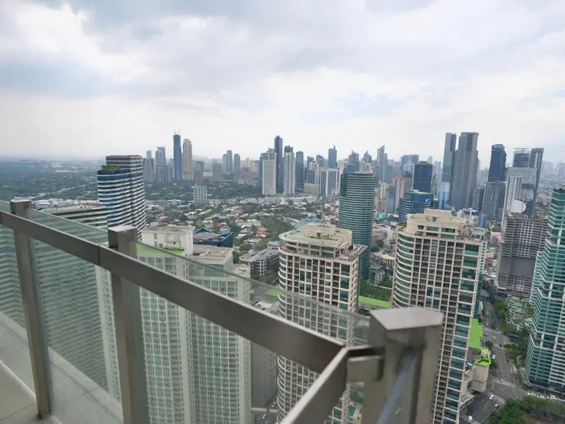 3 BR · The Proscenium at Rockwell