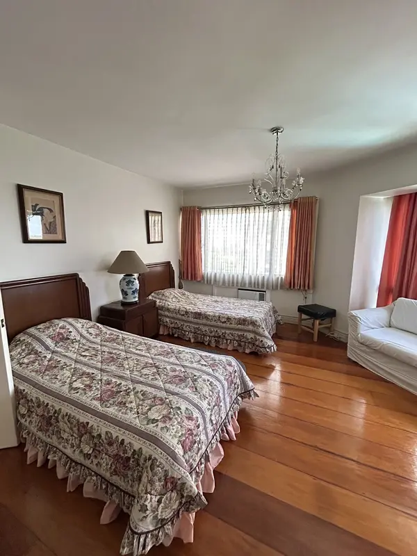 3 BR · The Ritz Towers