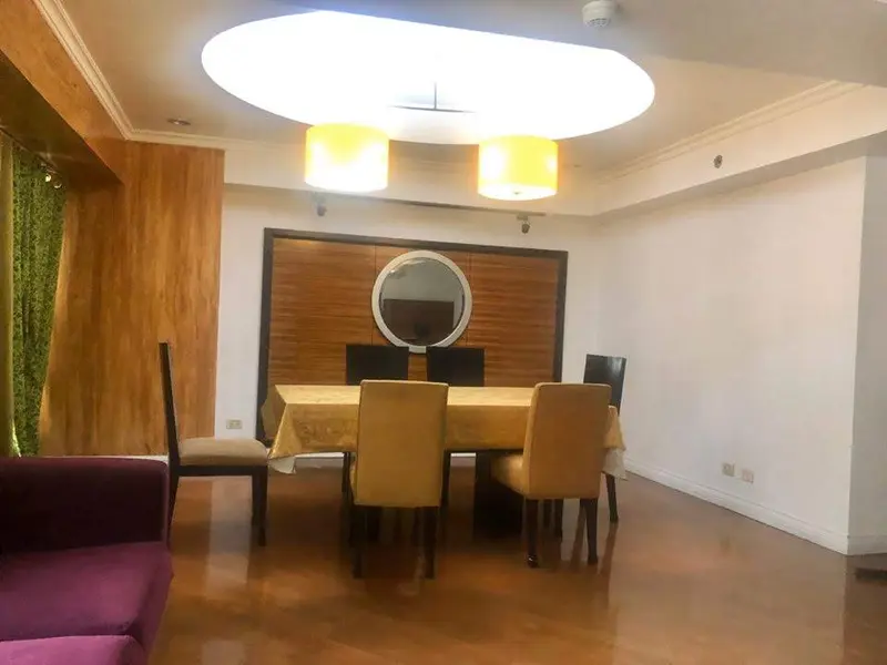 3-bedroom condo for rent in Forbes Tower, photo 2
