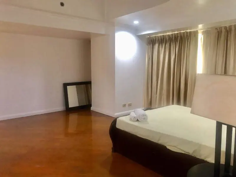 3-bedroom condo for rent in Forbes Tower, photo 5