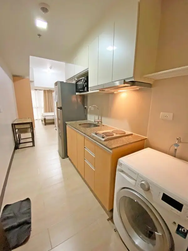 Studio · Paseo Heights