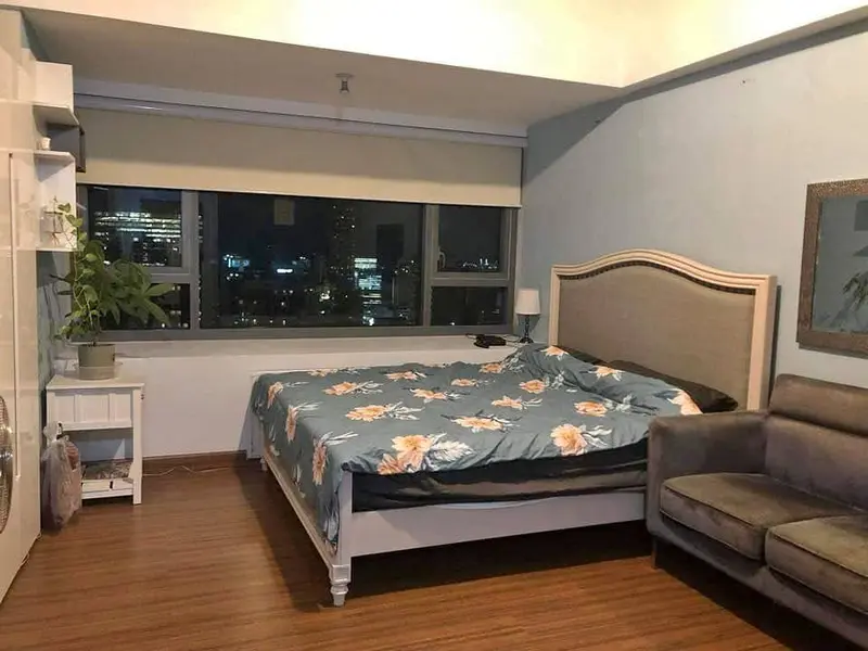 Studio · Shang Salcedo Place