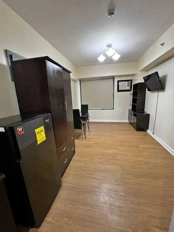 Studio · Belton Place