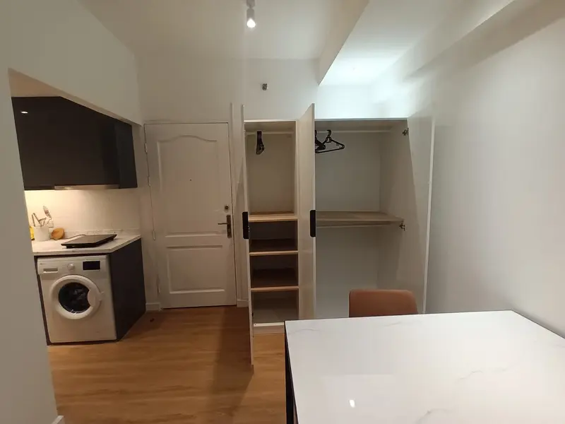 Forbeswood Heights 스튜디오 콘도 매매, 사진 2