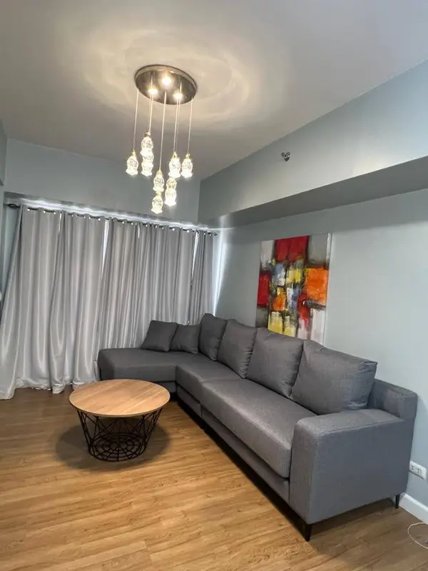 1 BR · Two Maridien