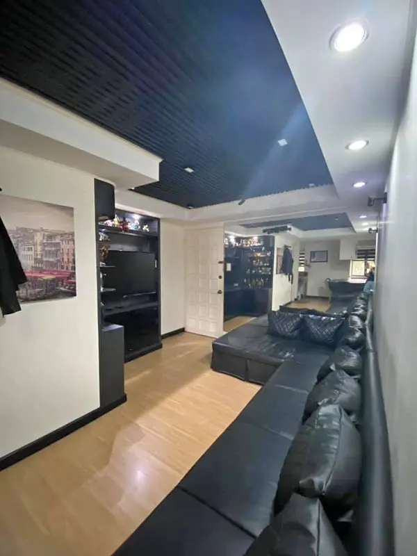 1 BR · Yulo Plaza