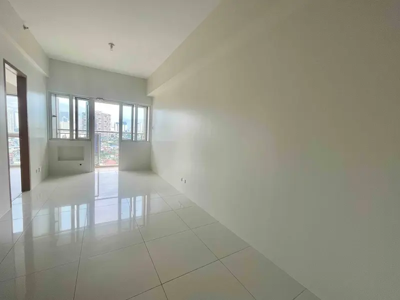 1 BR · Times Square West