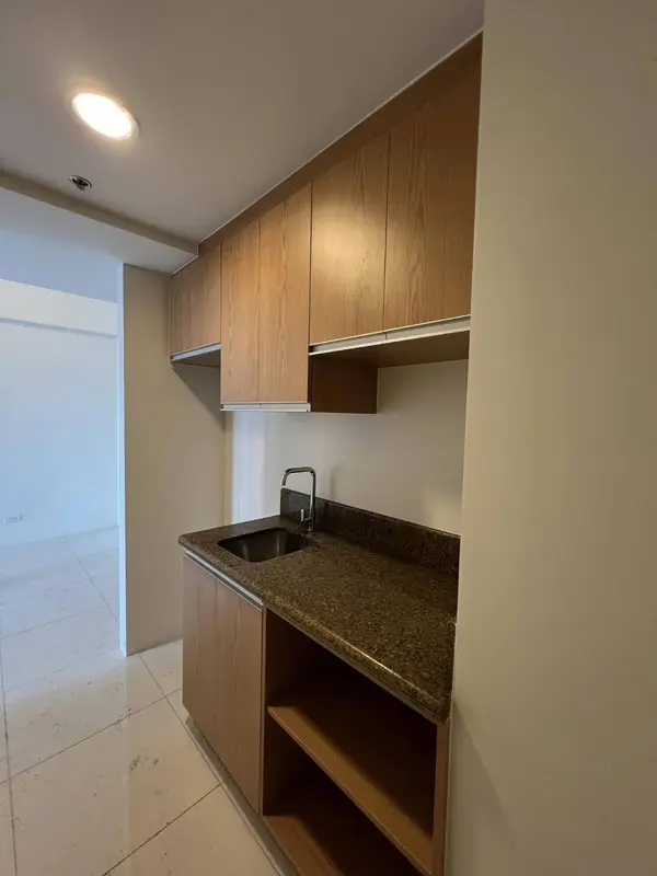 Madison Park West 1베드룸 콘도 매매, 사진 3