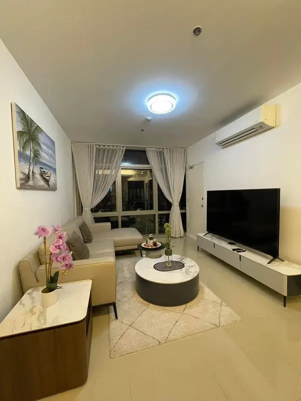 1 BR · West Gallery Place