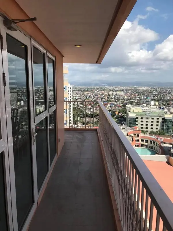 1 BR · Venice Luxury Residences Mckinley Hill