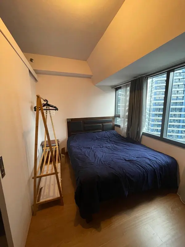 1 BR · The Rise Makati